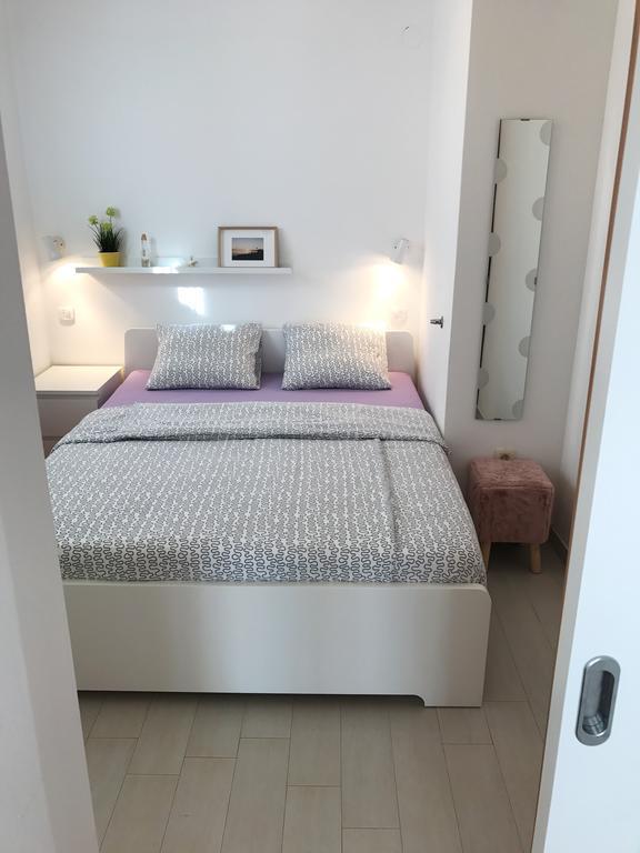 Apartment Puntica Petrcane Eksteriør bilde